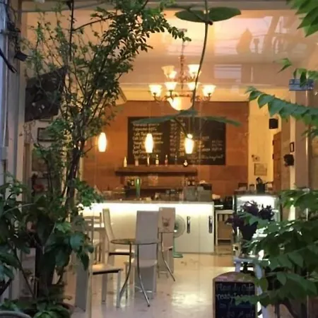 Oriental Smile Hotel